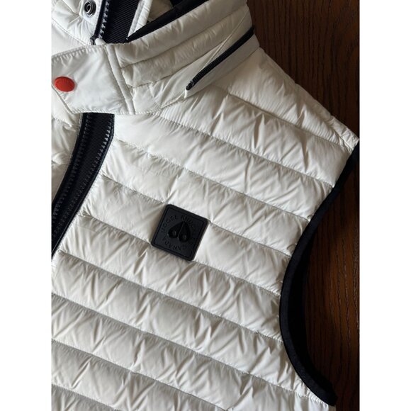 Moose Knuckles | White Puffer Vest - Picture 3 of 11